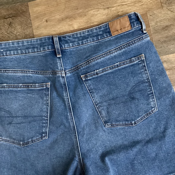 American Eagle Outfitters Light Blue Denim shorts - Picture 4 of 7